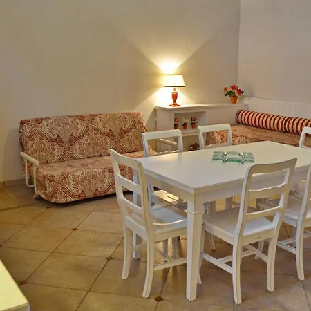Apartment Beautiful Property In The Heart Of Gallipoli