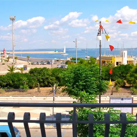 Apartment Beautiful Property In The Heart Of Gallipoli